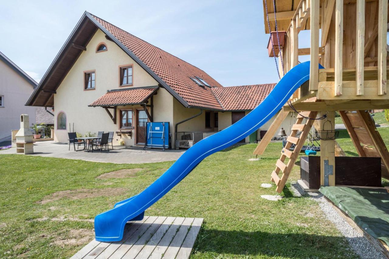 Ferienwohnung Heimpel 크레스브론암보덴지 외부 사진